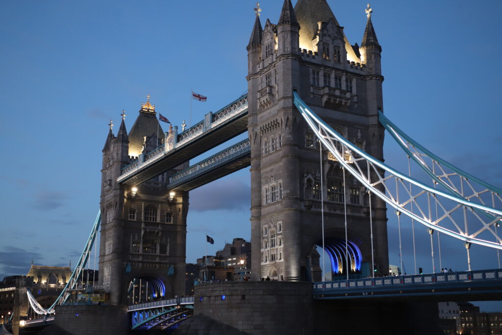 Tower bridge in the Dusk