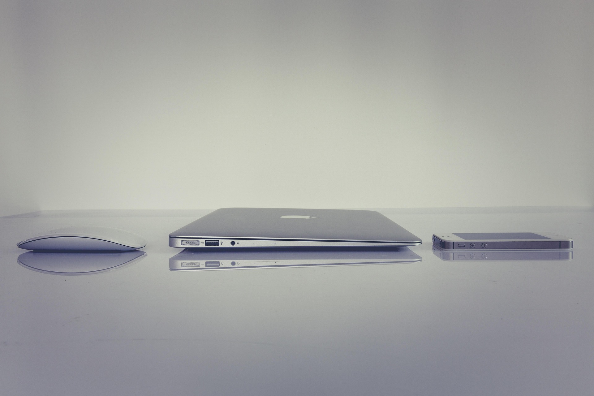 Mac vs Windows: A Historical and Practical Comparison