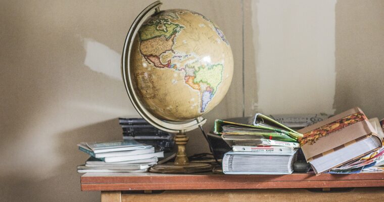 The Ultimate Guide to Decluttering